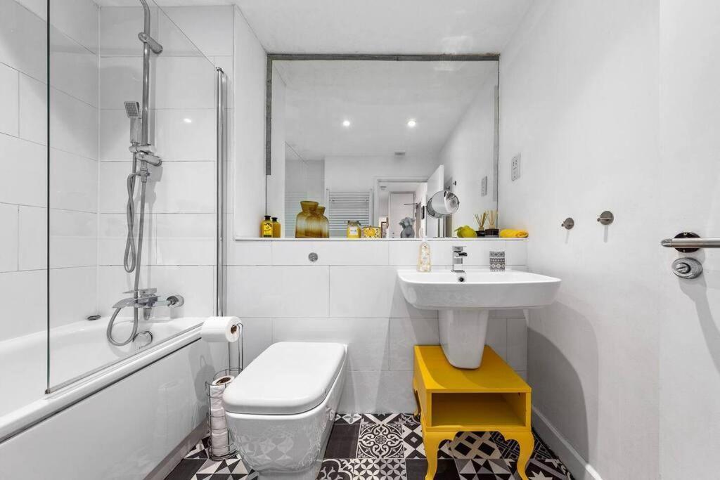 3 Bedroom Apartment In Haymarket Central London Sleep 10 Hy2 Extérieur photo