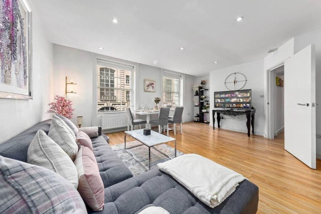 3 Bedroom Apartment In Haymarket Central London Sleep 10 Hy2 Extérieur photo